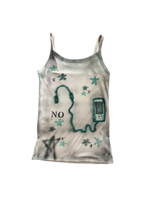 “No I’m listening to my music. Don’t talk ” Tee